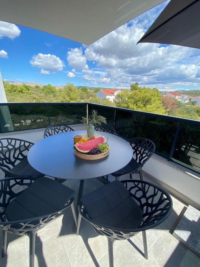 Apartment Agnes With 63 M2 Rooftop Terrace, Grill And Pool Округ-Горній Екстер'єр фото