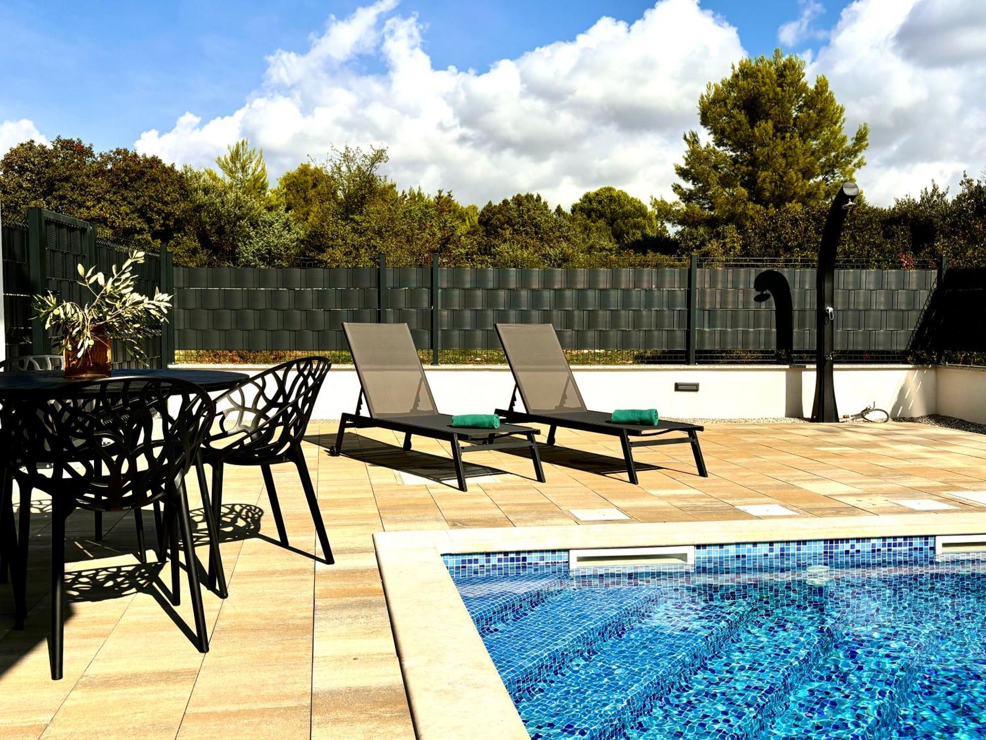 Apartment Agnes With 63 M2 Rooftop Terrace, Grill And Pool Округ-Горній Екстер'єр фото
